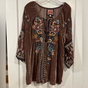 Johnny Was Velour Embroidered 3/4 Sleeve Tunic Women L mauve blue brown green